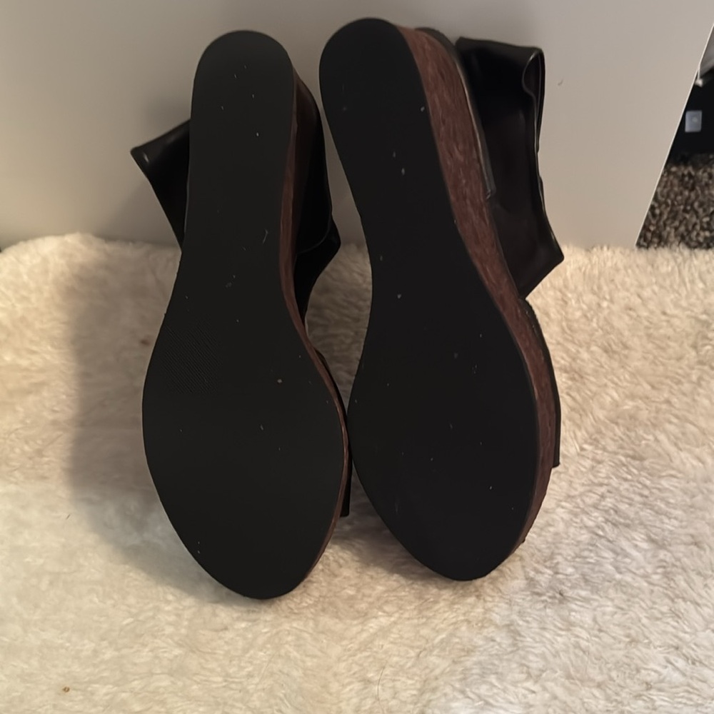 Coclico Leather Wedges - Picture 5 of 5